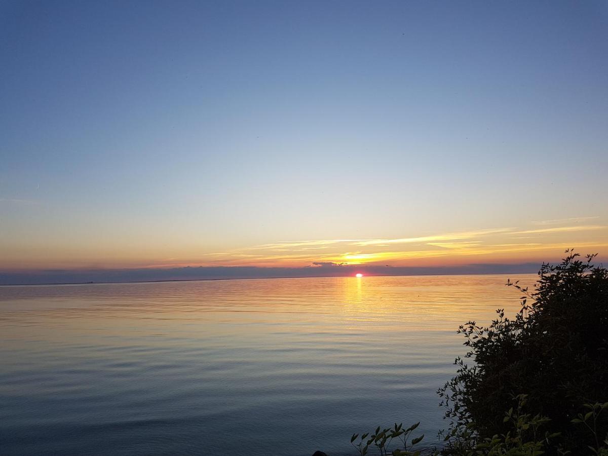 Sjoetorpet - Unikt Boende Vid Havet Pa Norra Oeland! Lottorp Екстер'єр фото